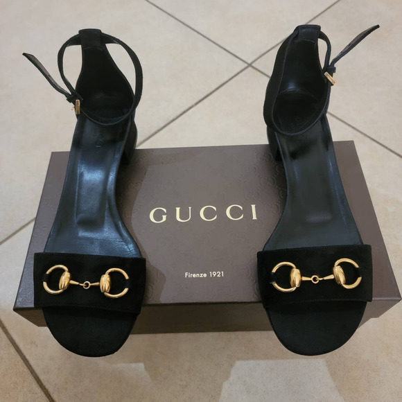 Gucci Suede Sandals Horsebit 38.5 Low Heel Black Gold Ankle Strap 338960 - Picture 14 of 15